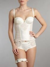 Triumph Essence Precious