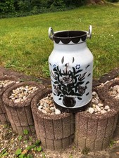 Große Milchkanne mit