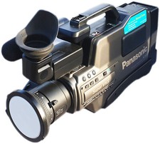 Super VHS Movie Camera  Panasonic NV-MS5 TOP ZUSTAND!