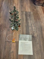 Antiker kleiner künstlicher Weihnachtsbaum, Puppenstube mit Beschreibung