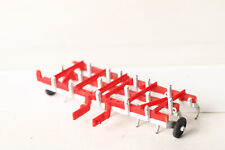 Britains 1:32  Anbauteil Egge Grubber rot weiß  (313121)