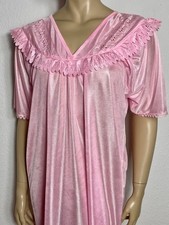 Glänzendes Vintage NACHTHEMD 44 46 L rosa mit Lochspitze elegant