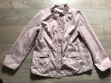 Leichte Puder-rosa farbene