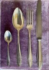 Versilbertes Essbesteck für