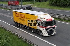LKW Foto DAF XF Planensattelzug Deutschland weiß Lohmann Italienlogistik #h3eq