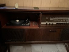 Musiktruhe Plattenspieler