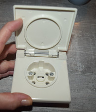 Busch Jaeger  2064 UG-101 Perilex Steckdose mit Klappdeckel IP44 UP cremeweiß