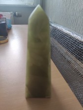 Onyx Green Marmor Obelisk -