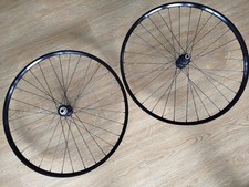 No Tubes ZTR Crest/Shimano Deore XT Laufradsatz 27,5 Zoll 1636 Gramm