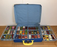 Matchbox Superfast Sammler-Koffer – 48 Autos – Made in England – bespielt