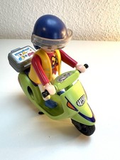 PLAYMOBIL Set 3946 Vespa Motorroller mit Fahrerin