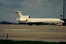 Dia LZ-BTL Tupolev Tu-154B 35mm gerahmt OP-K9-27