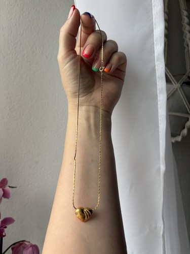 Halskette goldfarben mit