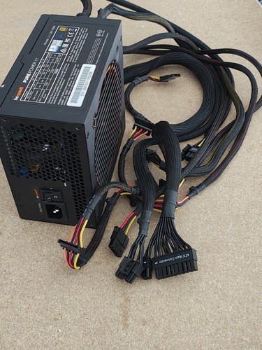 Quiet pure power cm 700 - cm,