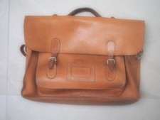 Aktentasche, Ledertasche , Studententasche,Umhängetasche, Schultasche.Bürotasche