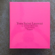 Yves Saint Laurent - 5 Avenue
