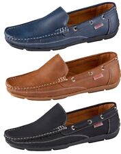 Klassische Sommer Slipper in modischen und kräftigen Farben Blau, Braun, Schwarz