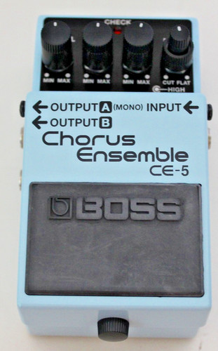 Boss chorus ensemble - ce-5,