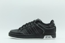 Adidas originals varial st j - *originals*,