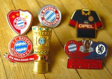 5 x FC Bayern München Pins: incl. Pokalsieger 2015 - Champions League 2012