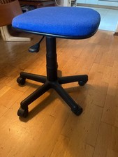 Drehhocker, azurblau