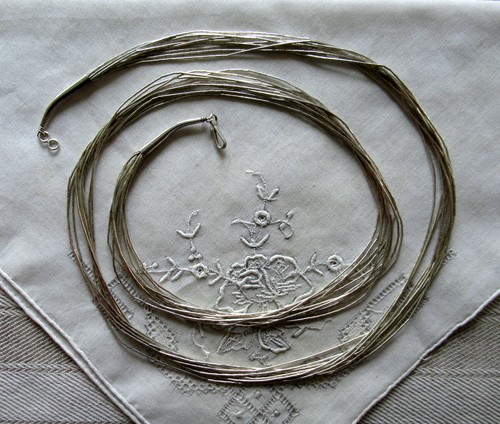 Reihiges silbernes collier - 10-reihiges,