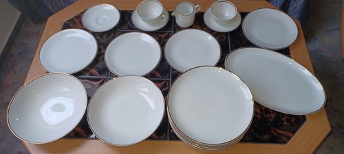 Tlg konvolut geschirr - 21, tlg.konvolut