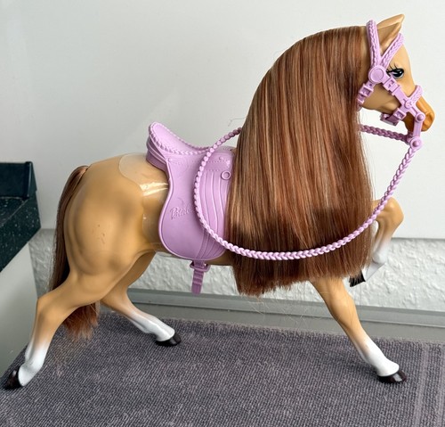 Barbie meadow mares - meadow,