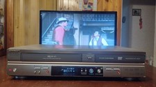 SHARP COMBO BRENNER VHS DVD DV-RW360, 6 STEREO KÖPFE MIT FERNBEDIENUNG