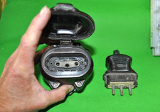 Alter Kraftstromstecker