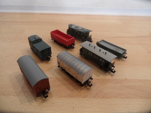 Eisenbahnwaggons - 7,
