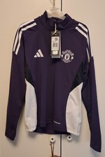 Manchester United Tiro 25