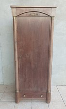 Klein Kleiderschrank Stil