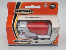 Matchbox 2001 #40 - Earth