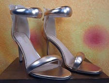 Driceic Gold Metallic Size 9