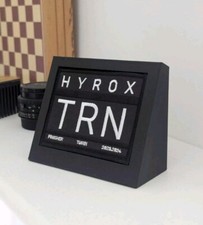 Eleganter HYROX Patch Rahmen -