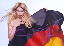 Claudia Schiffer orig. Autogramm " DEUTSCHLAND FLAGGE "  13x18