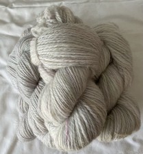 handgesponnene Wolle