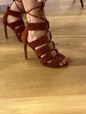 Getragene hohe sexy offene