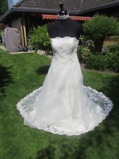 Brautkleid Gr. 42/44 trägerlos Tres Chic m. Reifrock u.Schleppe