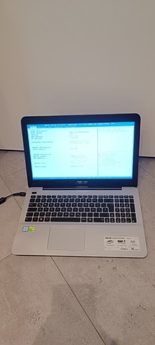 Laptop asus r556u core - r556u,