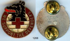 Brosche Rotes Kreuz : We support the defenders - USA Berlin - emailliert