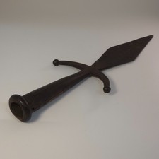 Antike Fahnenspitze