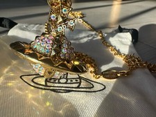 Vivienne Westwood Gold 3D