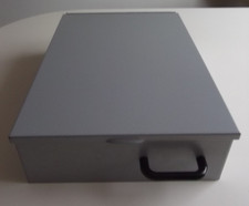 neuwertige  Bankschließfach