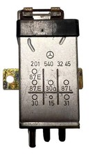 Relais A 201 540 37 45
