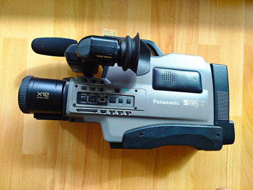 Panasonic vhs reporter - panasonic, s-vhs