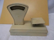um 1955 Geschäftswaage - Waage für Kaufmannsladen / funktionell - 124 mm breit