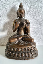 Schöne alte Buddha Statue in