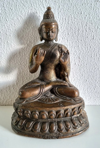 Schöne alte buddha - alte,